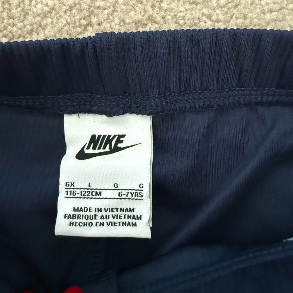 Nike stylish dark